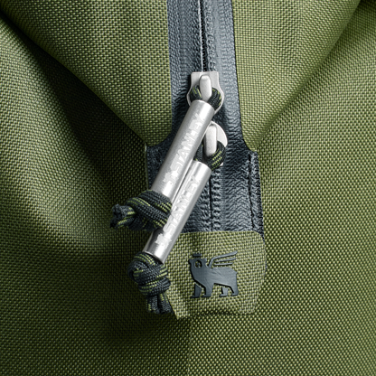 Ice-Retention The All Day Julienne Mini Cooler D052R - Compact All-Weather Soft-Sided Cooler Backpack Detail